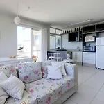 Linda Cobertura Com Piscina E Vista Do Mar